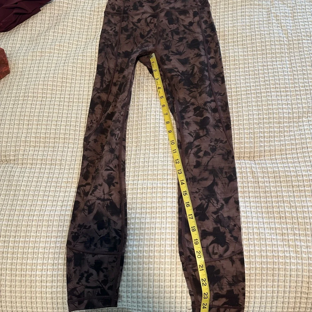 Lululemon | 9 Piece Activewear Bundle - All Women’s Size 2 - Picture 5 of 16